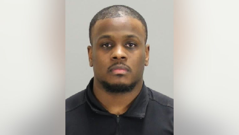 Darius Roberts